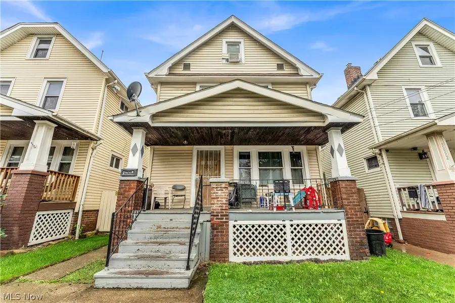 3056 W 104th Street, Cleveland, OH 44111 - #2