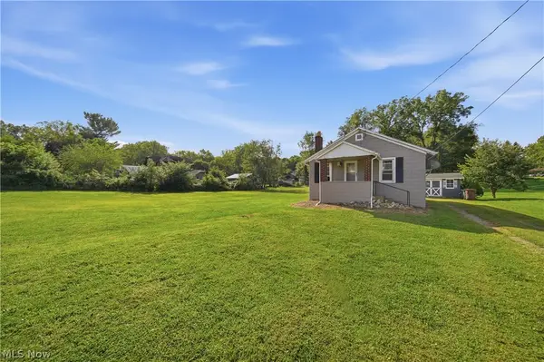 230 E Comet Road, Clinton, OH 44216