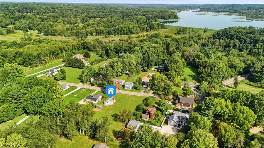 230 E Comet Road, Clinton, OH 44216 - #3