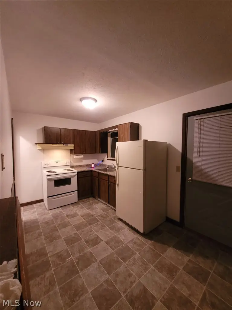 120 N Main Street, Creston, OH 44217 - #2