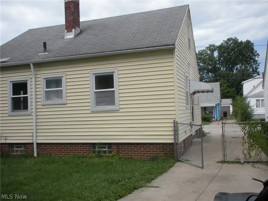 12503 Carrington Avenue, Cleveland, OH 44135 - #3