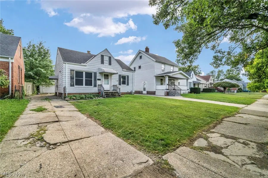 13305 Highlandview Avenue, Cleveland, OH 44135 - #2