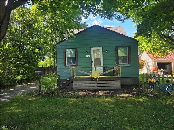 36 Benton Street, Austintown, OH 44515