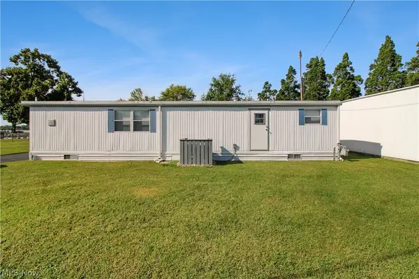2825-2835 W Risingsun Road, Port Clinton, OH 43452