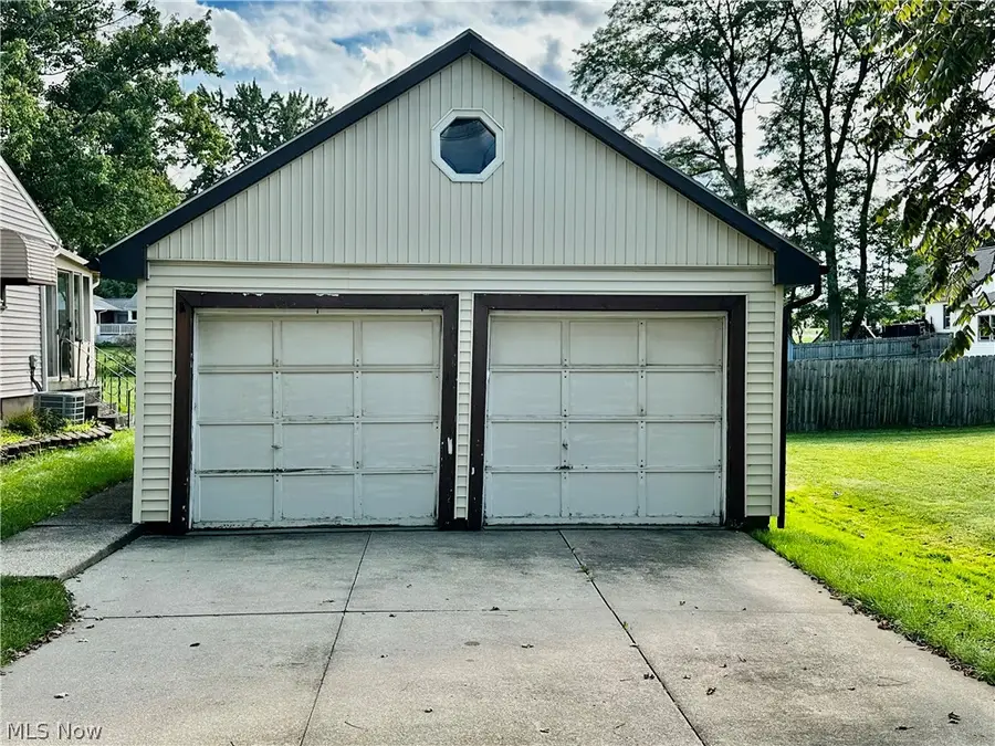 1188 Meadowbrook Boulevard, Stow, OH 44224 - #3