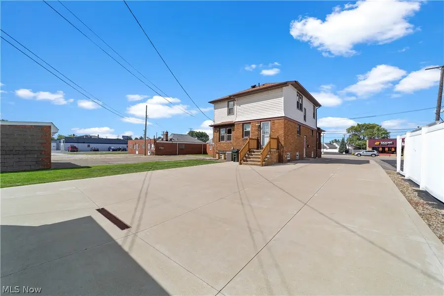 5641 Ridge Road, Parma, OH 44129 - #3