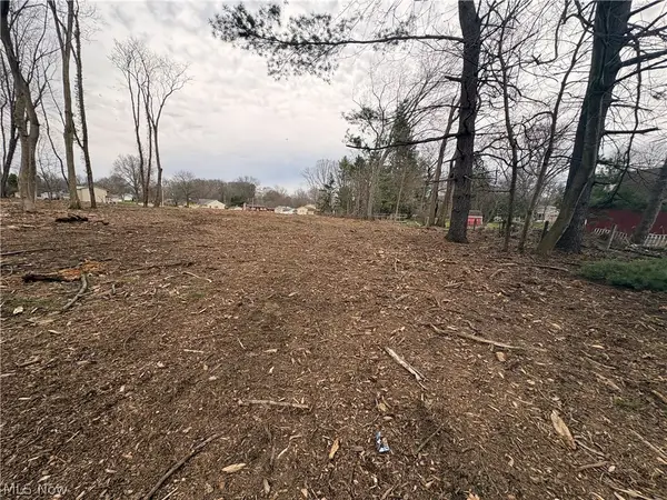 Jennifer Drive, Dover, OH 44622