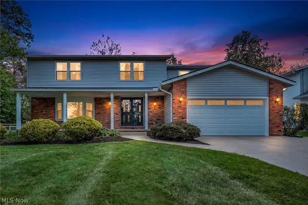 37472 Hunters Ridge, Solon, OH 44139