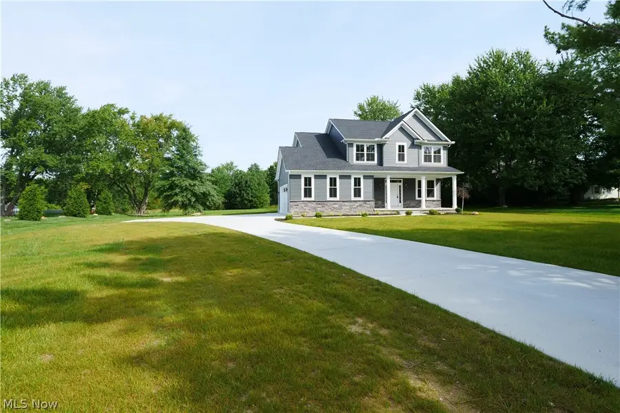 1227 Bell Road, Chagrin Falls, OH 44022 - #2