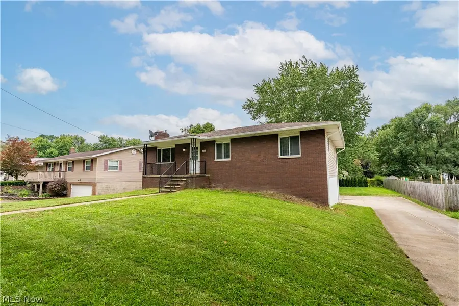 2420 Eastwood Avenue, Akron, OH 44305 - #2