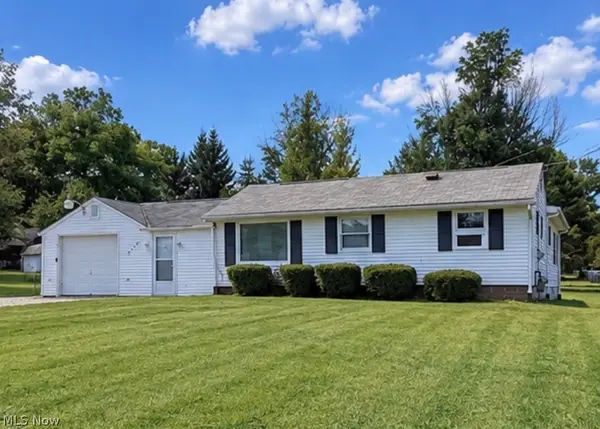 8023 Columbus Ne Road, Louisville, OH 44641
