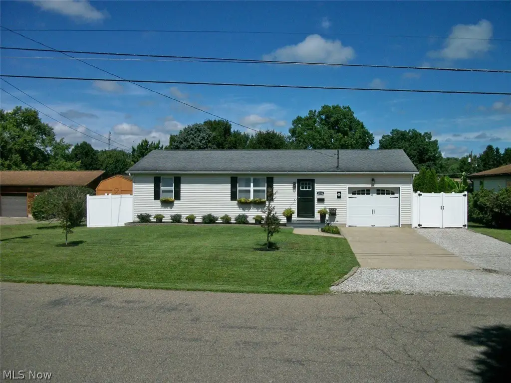 1594 Gene Street, Belpre, OH 45714 - #1