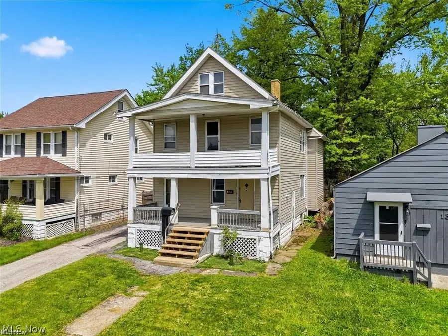 13611 Beachwood Avenue, Cleveland, OH 44105 - #2