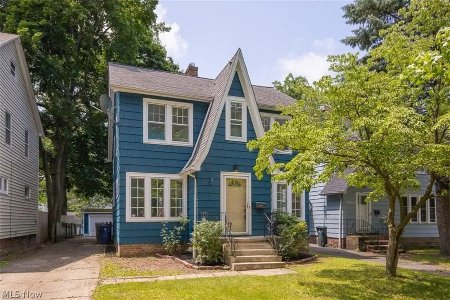848 Beverly Road, Cleveland Heights, OH 44121 - #2