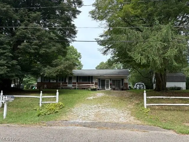 1207 Chaparrel Sw Road, Hartville, OH 44632 - #1