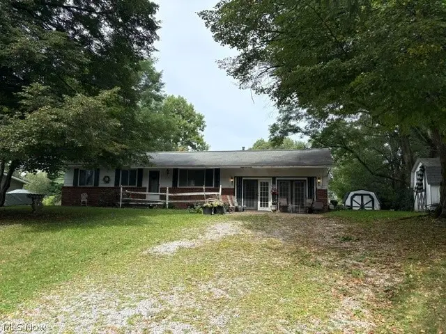 1207 Chaparrel Sw Road, Hartville, OH 44632 - #2