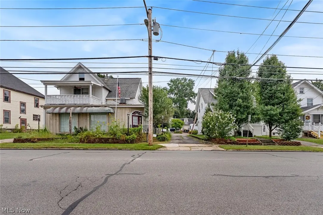 167-173 N Lyman Street, Wadsworth, OH 44281 - #1