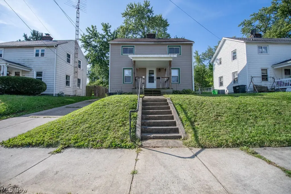 747 Waugh Street, Alliance, OH 44601 - #1