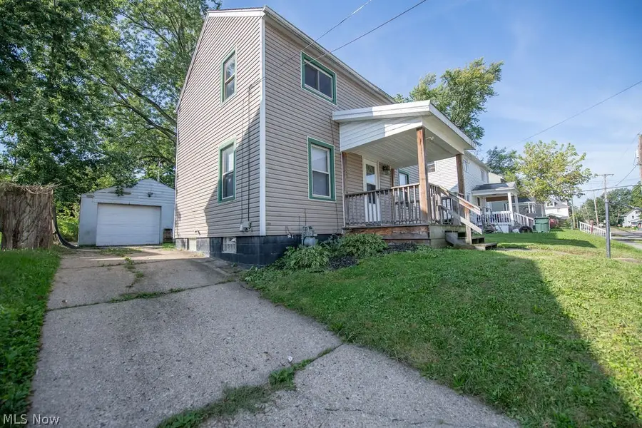 747 Waugh Street, Alliance, OH 44601 - #2
