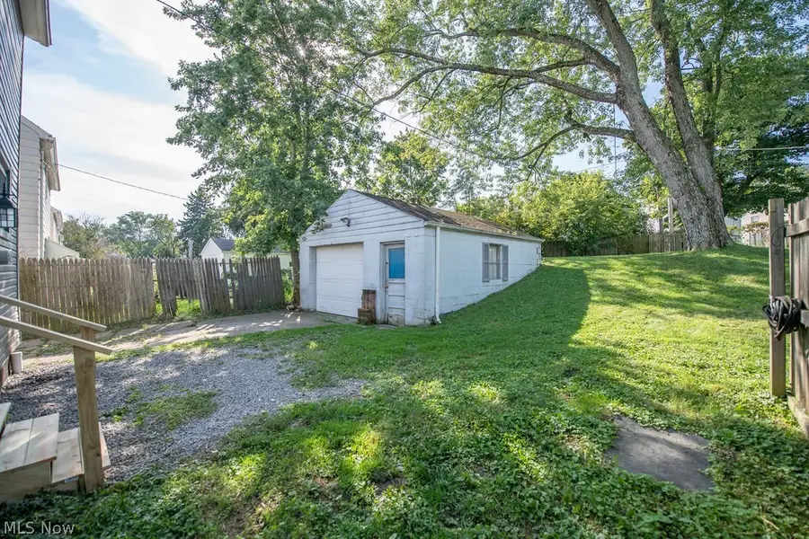 747 Waugh Street, Alliance, OH 44601 - #3