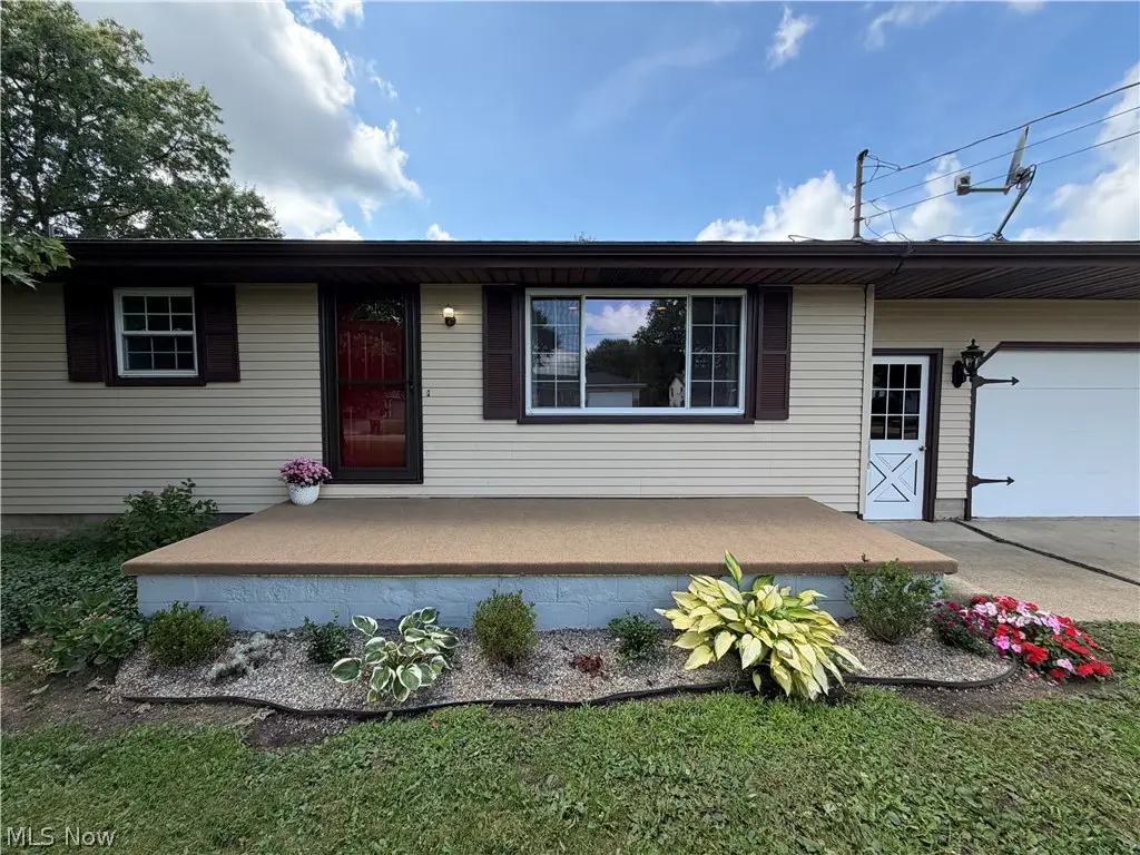 184 Circle View Drive, New Middletown, OH 44442 - #1