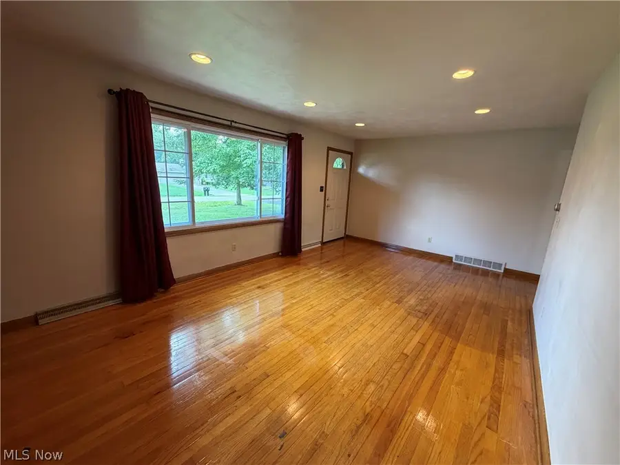 184 Circle View Drive, New Middletown, OH 44442 - #2