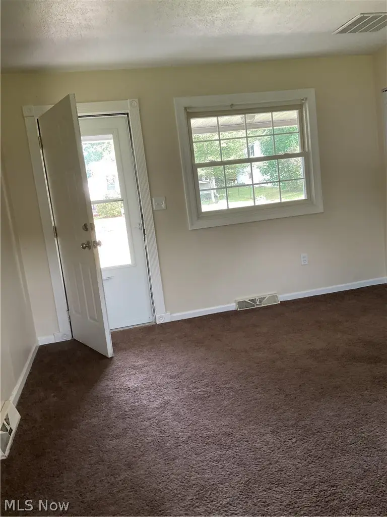 510 Edith Avenue, Akron, OH 44312 - #2