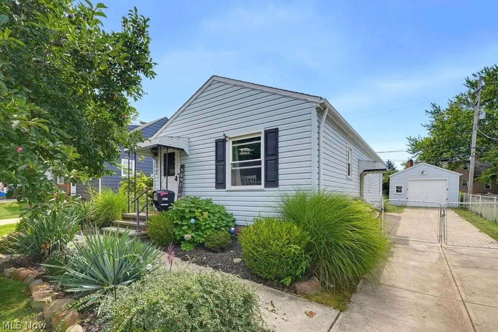 6211 Dartworth Drive, Parma, OH 44129 - #1