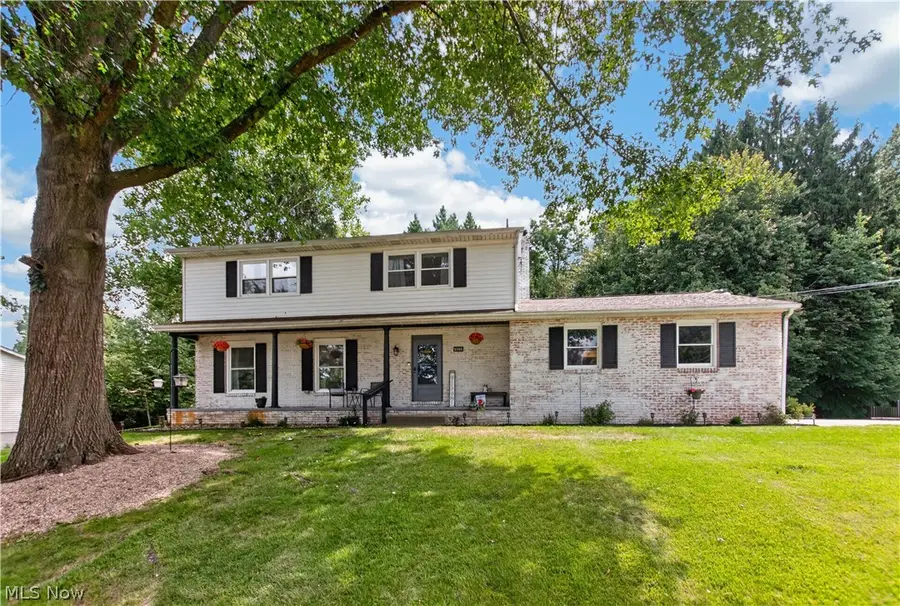 8586 Glennridge Nw Avenue, Clinton, OH 44216 - #2