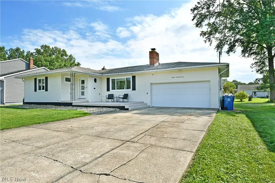 1177 Woodlawn Avenue, Girard, OH 44420 - #2