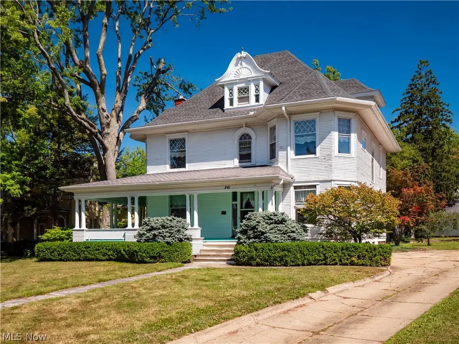 841 Center Street, Ashland, OH 44805 - #3