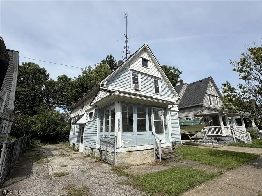 3882 W 42nd Street, Cleveland, OH 44109 - #3
