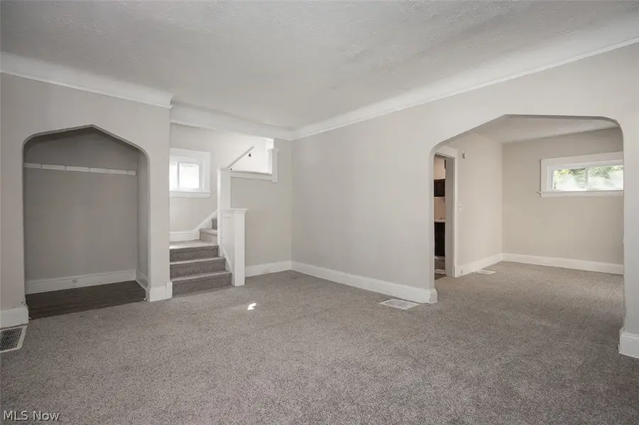 516 E 124th Street, Cleveland, OH 44108 - #3