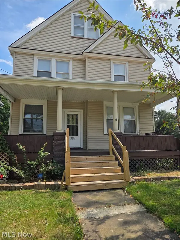 2025 W 100th Street, Cleveland, OH 44102