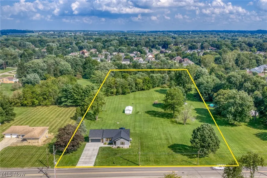 5272 California Avenue, Louisville, OH 44641 - #3
