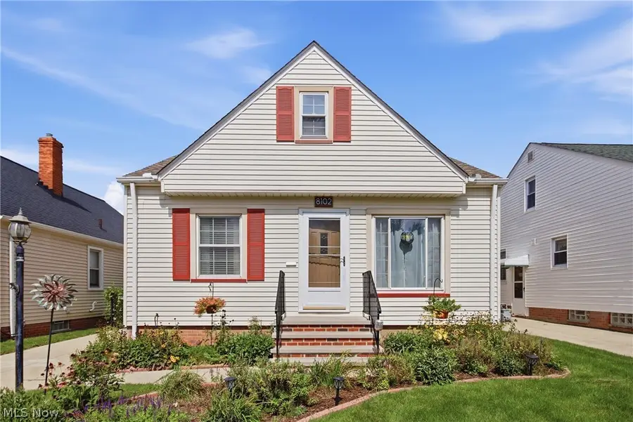 8102 Essen Avenue, Parma, OH 44129 - #3