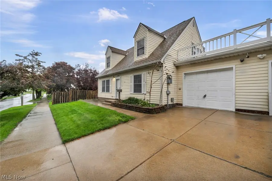 1251 W 70th Street, Cleveland, OH 44102 - #3