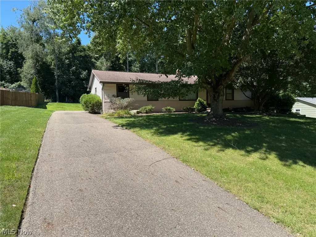 6322 Chiltern Nw Road, Canal Fulton, OH 44614 - #1