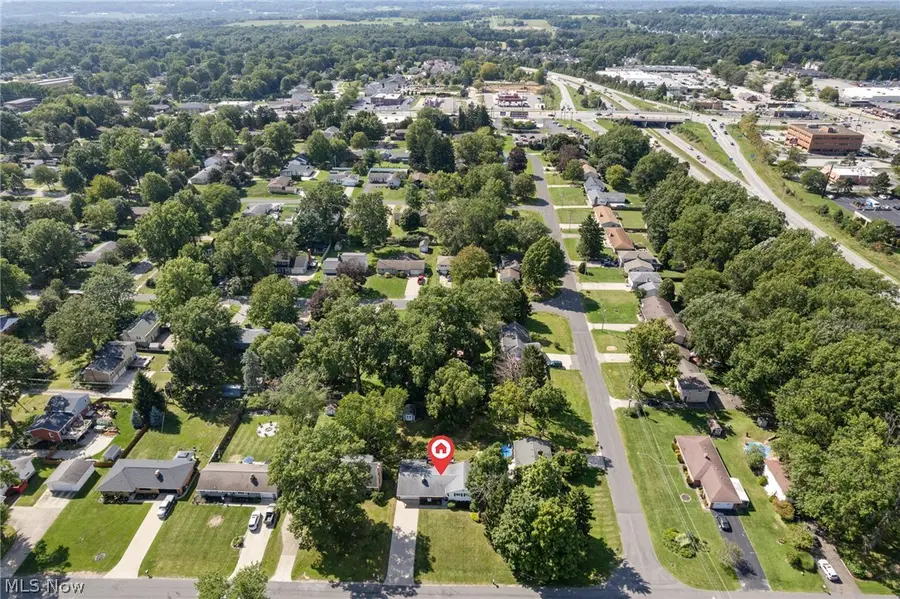 828 Eastview Avenue, Wadsworth, OH 44281 - #2