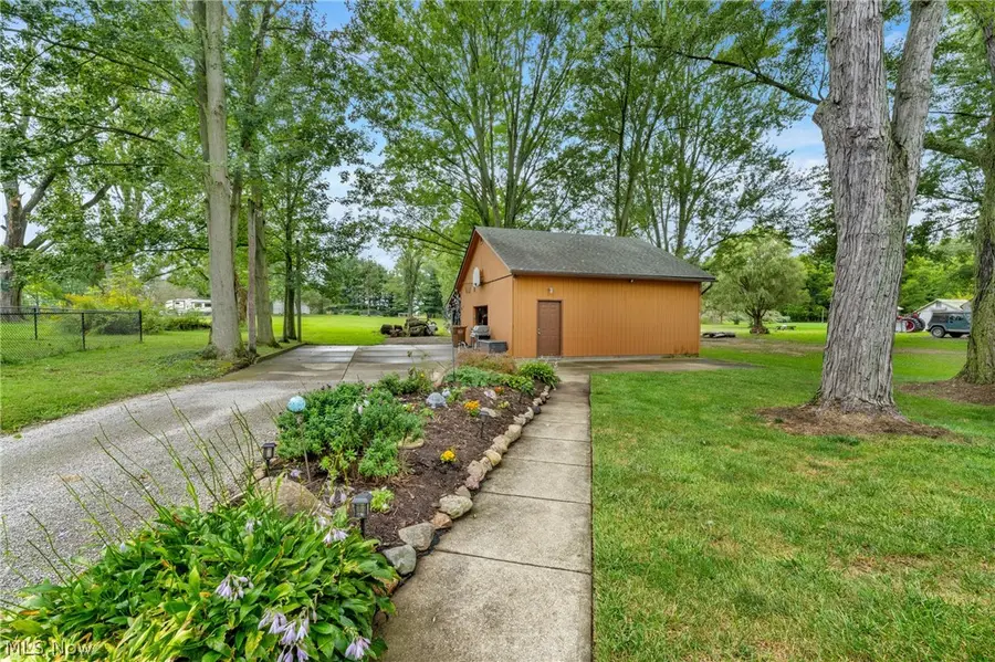 33 Warner Street, Seville, OH 44273 - #3