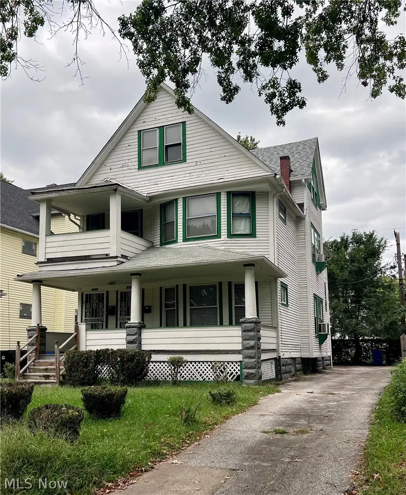 10121 Parkgate Avenue, Cleveland, OH 44108 - #3