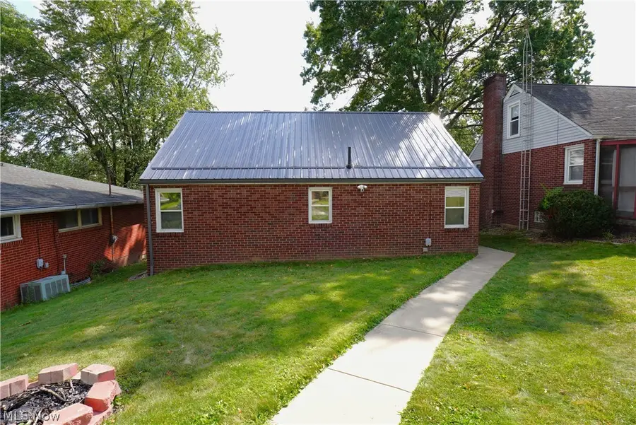 505 23 Nw Street, Canton, OH 44709 - #3