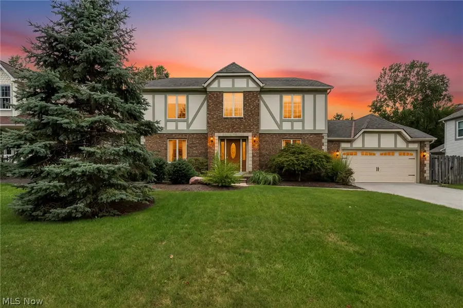 14042 Crystal Creek Drive, Strongsville, OH 44149 - #2