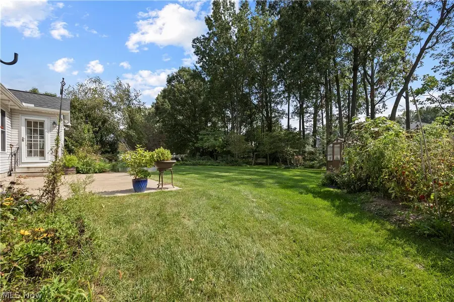 1024 Hunters Chase, Grafton, OH 44044 - #3