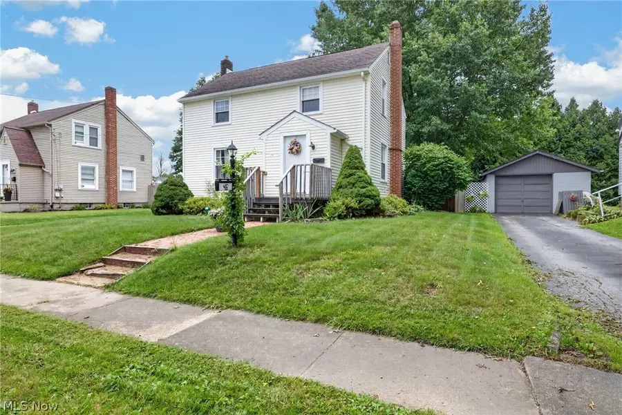 46 N Cross Street, Columbiana, OH 44408 - #2