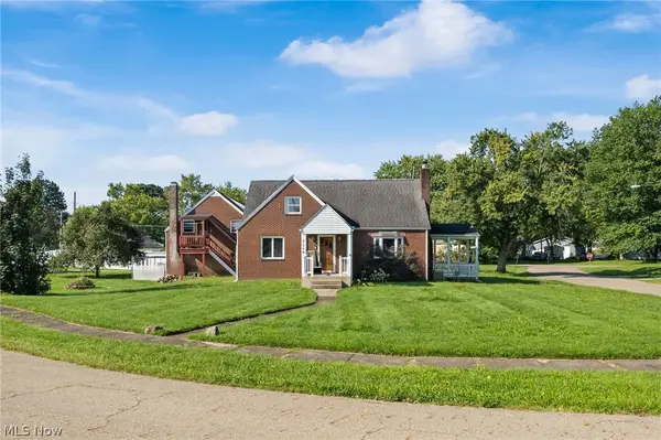 4244 Laffer Square, Sandyville, OH 44671