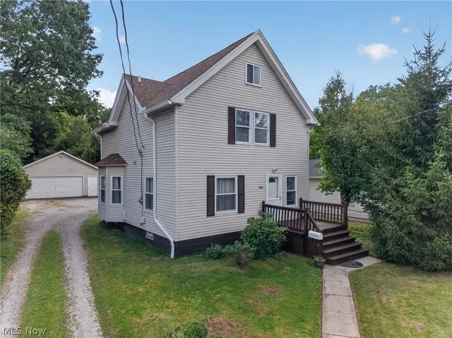 19289 Westwood Drive, Strongsville, OH 44149 - #2