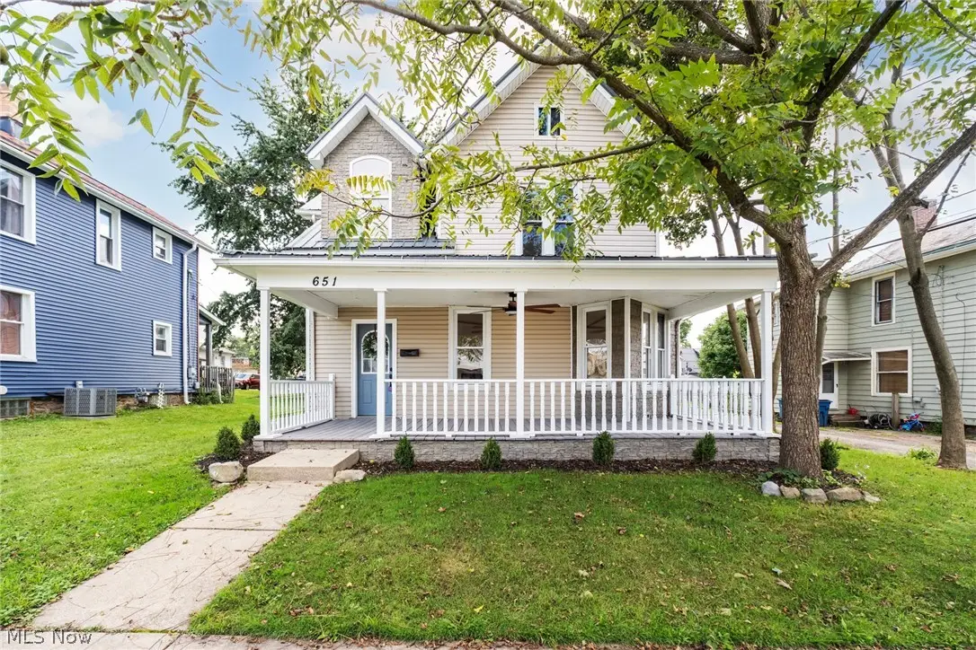 651 E 6th Street, Salem, OH 44460 - #1