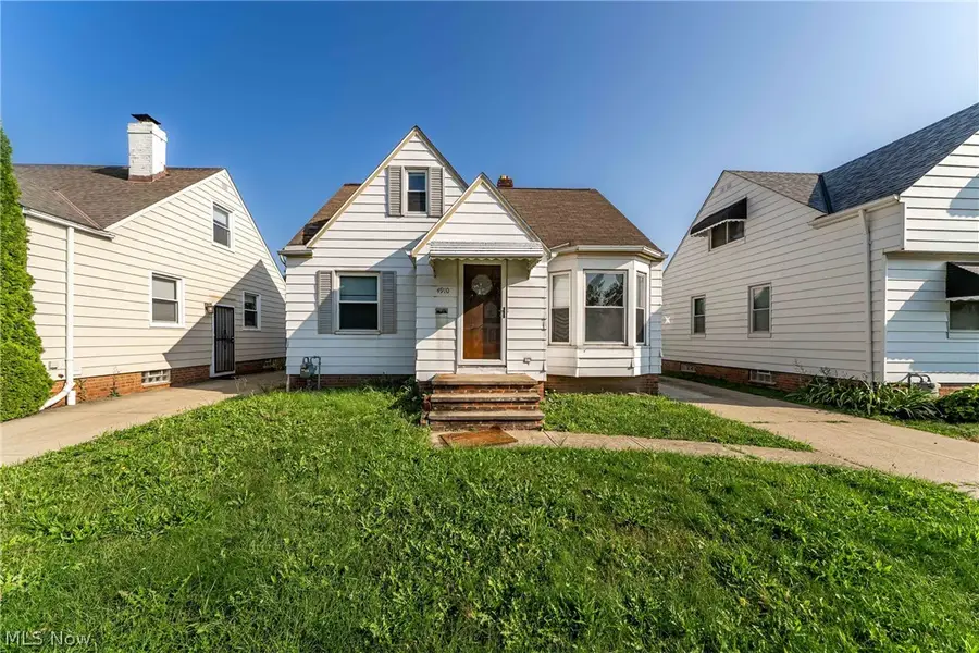 4910 Lincoln Avenue, Parma, OH 44134 - #2