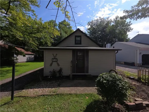 531 Robinwood Avenue, Sheffield Lake, OH 44054